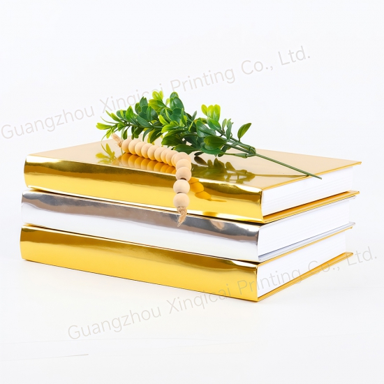 Customized printing of books, with side hot stamping printing technolo